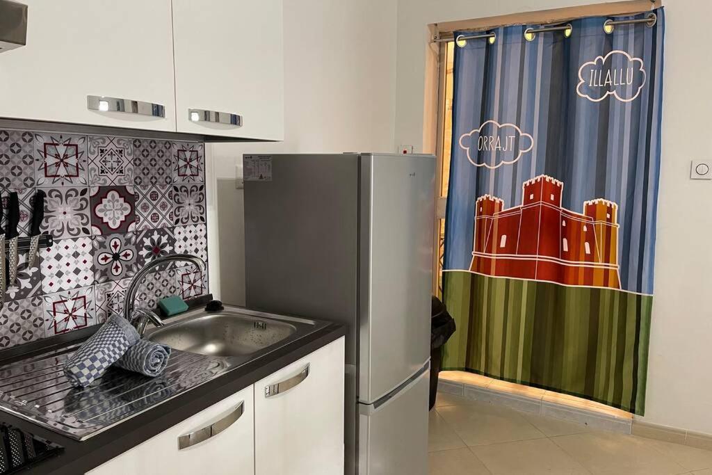 2 Bed Apt In Heart Of St Julians - 5Min From Seafront Saint Julian's Екстер'єр фото